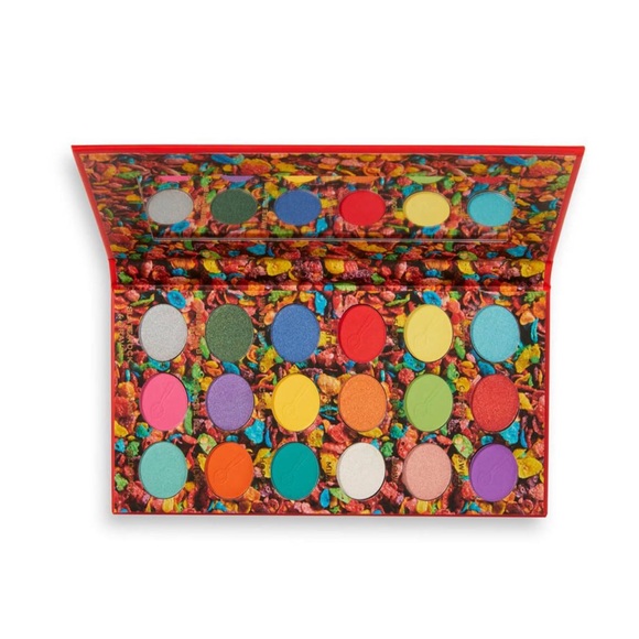 I Heart Revolution x Fruity Pebbles Palette.NWT - Picture 1 of 4